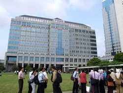 Ada 1.390 Kantor Cabang Bank Malaysia di RI, BI: Kita Cuma Satu di Malaysia