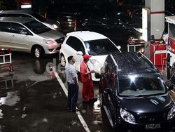 Harga Premium Turun, Pertamax Tetap Dicinta Pengendara