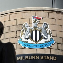 Steve Bruce dan Steve McClaren Bantah Bakal Tangani Newcastle