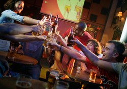 10 Bar di Jakarta yang Ikut Memeriahkan Pergantian Tahun Malam Ini