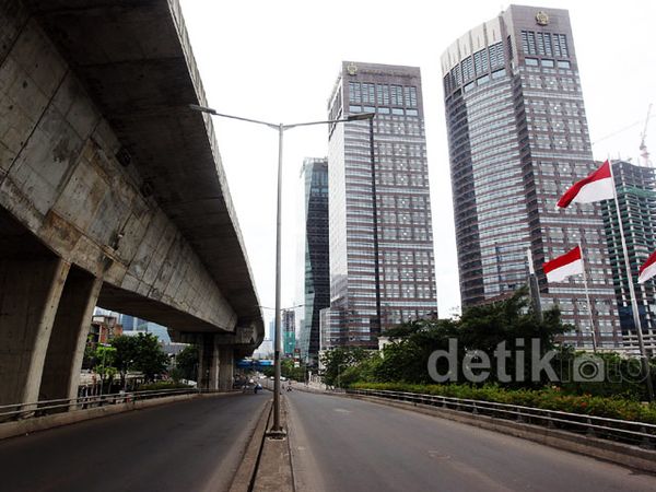 Awal Tahun 2015, Jalan Sudirman Sepi