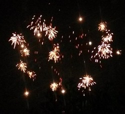 Sambut 2015, Semarak Kembang Api di Bandung Barat