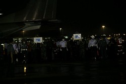 10 Jenazah Penumpang AirAsia Tiba di Juanda, Langsung Dikirim ke RS