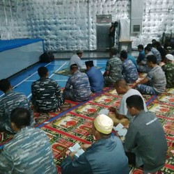 Ketika Doa Dipanjatkan Tim SAR untuk Keselamatan Pencarian dan Bagi Korban AirAsia