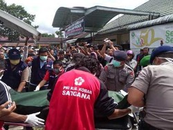 Melihat Kompaknya Tim Gabungan di RSUD Imanuddin Merawat Jenazah