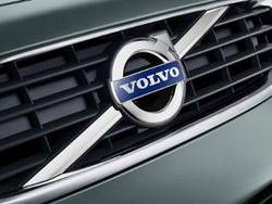 Volvo Siap Kenalkan V40 dengan Mesin 3 Silinder