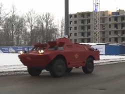 Bila Panser Tentara Menjadi Taksi Wisata