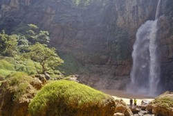 Curug Cimarinjung, Serasa Kembali ke Zaman Purba