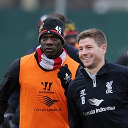 Balotelli Sebut Liverpool Akan Kesulitan Cari Pengganti Gerrard