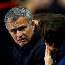 Tak Mau Dihukum, Mourinho Enggan Komentari Wasit