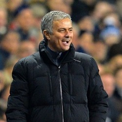 Mourinho Kini Sebut Wasit Terlalu Lambat