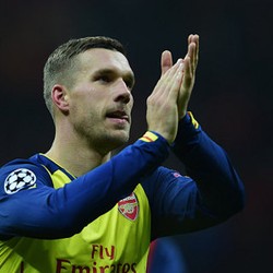 Inter Naikkan Tawaran untuk Podolski, Wenger: Kami Bakal Pertimbangkan