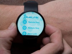 Layaknya Smartphone, Hyundai Lahirkan Jam Pintar