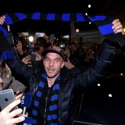 Podolski Selangkah Lagi Gabung Inter