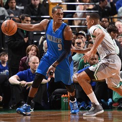 Kembali Tampil di TD Garden, Rondo Antar Mavs Kalahkan Tuan Rumah Celtics