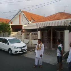 Kesunyian Duka di Kediaman Penumpang QZ8501 Juanita