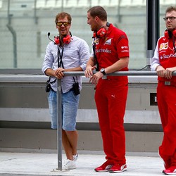 Faktor Vettel Buat Mercedes Tak Mau Remehkan Ferrari