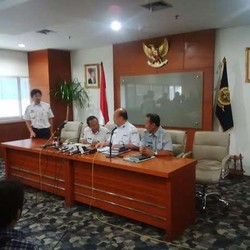 Dirjen Udara Tetap Sebut Penerbangan AirAsia di Hari Minggu Salah