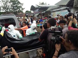 3 Jenazah Korban AirAsia QZ8501 Tiba di RSUD Imanuddin