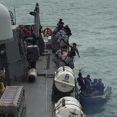 Seminggu Bantu Cari Pesawat AirAsia, RSS Valour Pulang ke Singapura