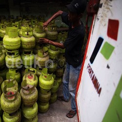 Pertamina: Orang Punya Mobil Mercy Tak Bisa Dilarang Beli Elpiji 3 Kg