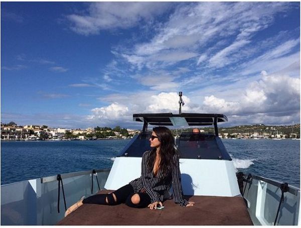 Gadis Cantik, Seksi & Kaya Raya di Instagram