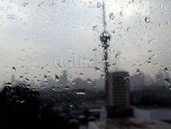 Cara Melakukan Pengereman yang Aman Saat Hujan