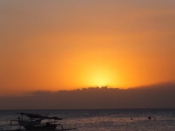 Sunset Cantik di Pantai Segara, Ampenan