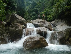 Bogor Punya Air Terjun Tersembunyi Seindah Ini