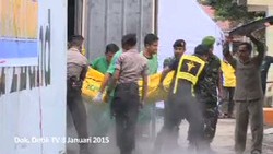 Musibah AirAsia: Anak dan Bapak Teridentifikasi, 2 Keluarga Linaksita Masih Hilang