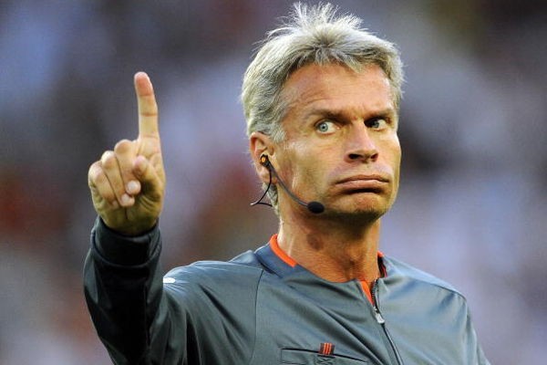 Memburu Wasit, Membunuh Wasit