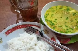 Empal Gentong Krucuk, Kuliner Hangat Nikmat Khas Cirebon