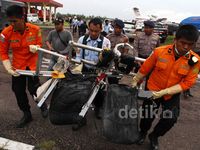 Kursi Penumpang AirAsia Ditemukan