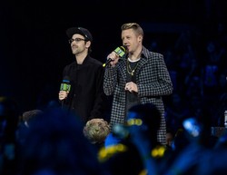 Dikritik Penggemar, Macklemore and Ryan Lewis Rilis Album Tahun Ini