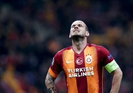 Jika Memang Sneijder Ingin Pergi, Galatasaray Bakal Merelakannya