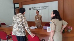 Usai Rapat Bersama Andrinof, Ahok Tinjau Gedung PTSP di Kecamatan Menteng