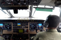 Awan CB Masih Bayangi Pencarian AirAsia, Lokasi Diprediksi Hujan
