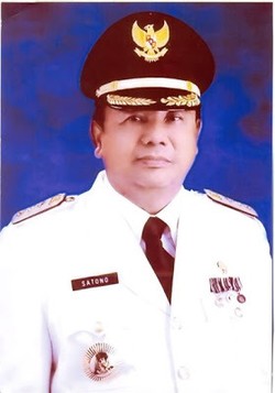 Wanted: Satono, Bupati Terkorup Rp 119 Miliar
