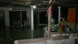 Tanggul Lumpur di Kedungbendo Sidoarjo Jebol, Warga Mengungsi ke Balai Desa