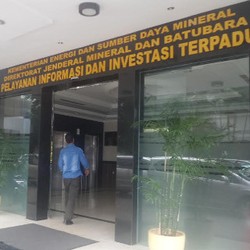 Dari 107 Perusahaan Tambang, Baru 1 yang Selesai Renegosiasi Kontrak