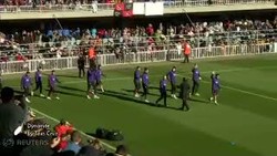 Messi Absen, Neymar dan Pique Hibur Suporter Barcelona