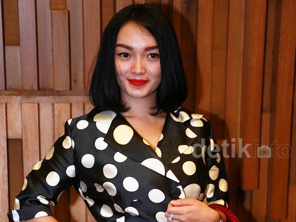 Zaskia 'Gotik' Makin Cantik dan Wow