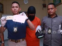 Penampakan Fariz RM Pasca Ditangkap Polisi