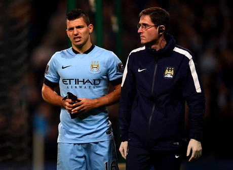 Aguero Kembali Berlatih