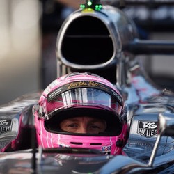 Mercedes dan McLaren Ganti Warna Mobil di 2015?