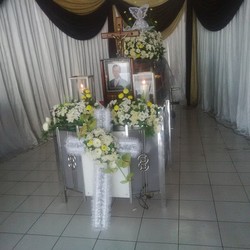 Jenazah Indra Yulianto Disemayamkan, Tunggu Istri dan 2 Anaknya Ditemukan