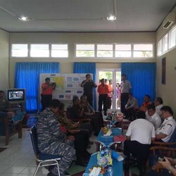 Menko Kemaritiman dan Menhub Sambangi Posko Evakuasi AirAsia di Pangkalan Bun