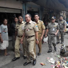 Curhat Pak Camat Soal PKL di Jatinegara: Ingin Saya Siram Dengan Air Tinja
