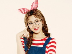 Debut Solo, Lizzy After School Tampil di Depan Orangtua