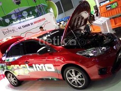 Toyota Tunggu Pemerintah Keluarkan Aturan Mobil BBG